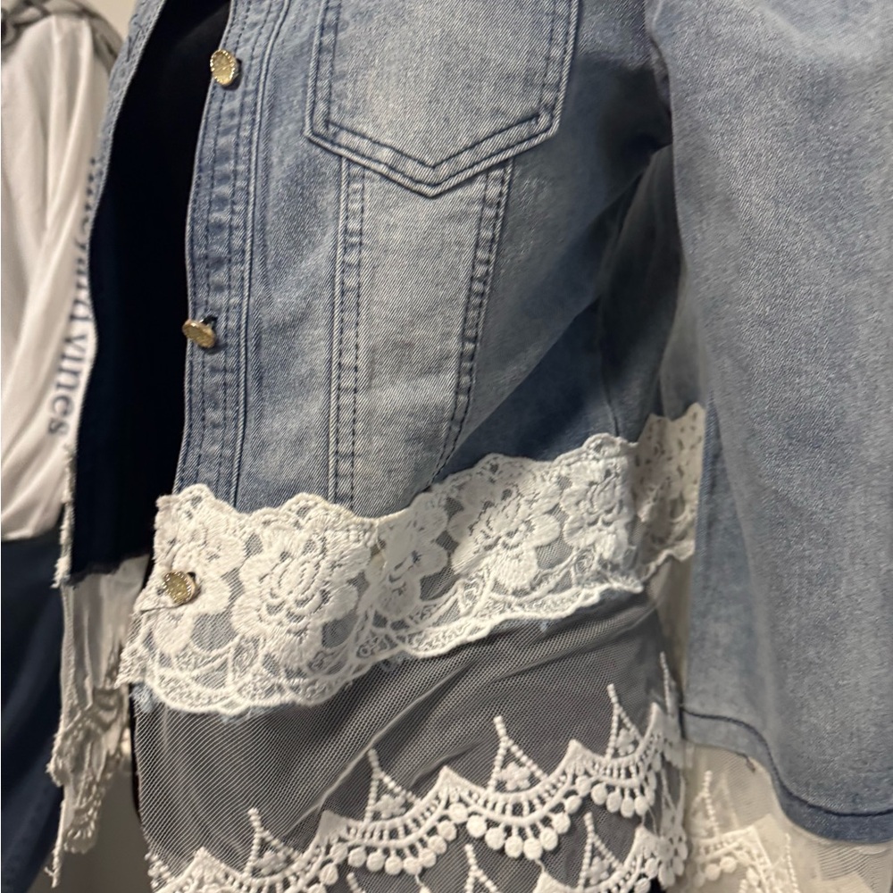 Elegant Lace & Pearl Trimmed Denim Jacket by Military Hippie size small - Picture 5 of 10